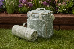 Country garden 14