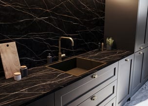 Sahara Noir Cameo 02