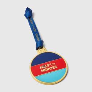 TR00000062 CLASSIC CHRISTMAS TREE DECORATION FRONT