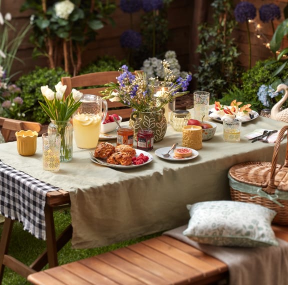 Country garden 1