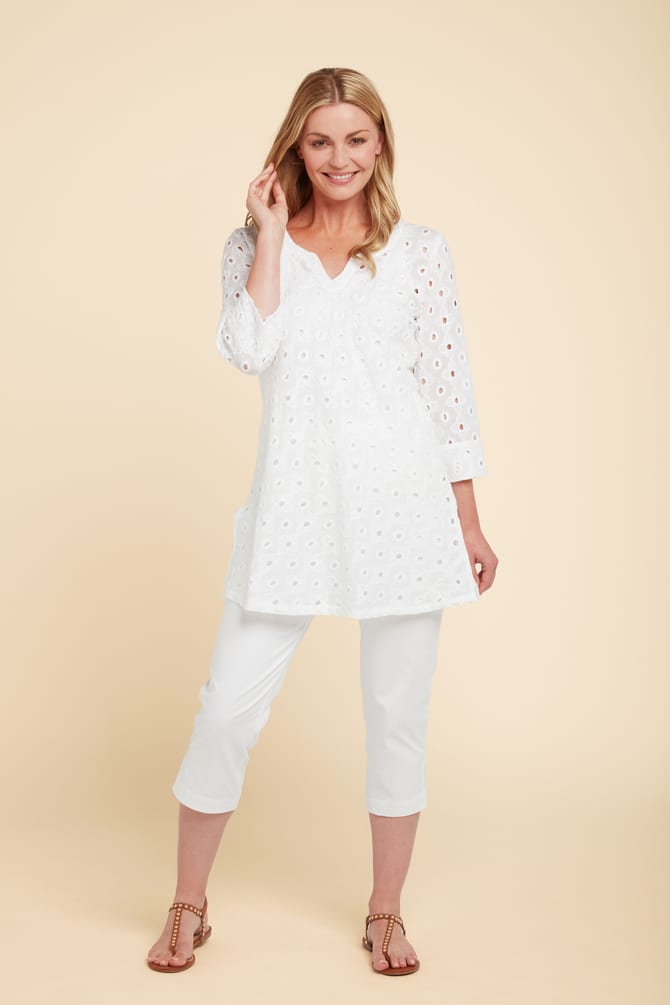 01628 ECWHITE FRONT