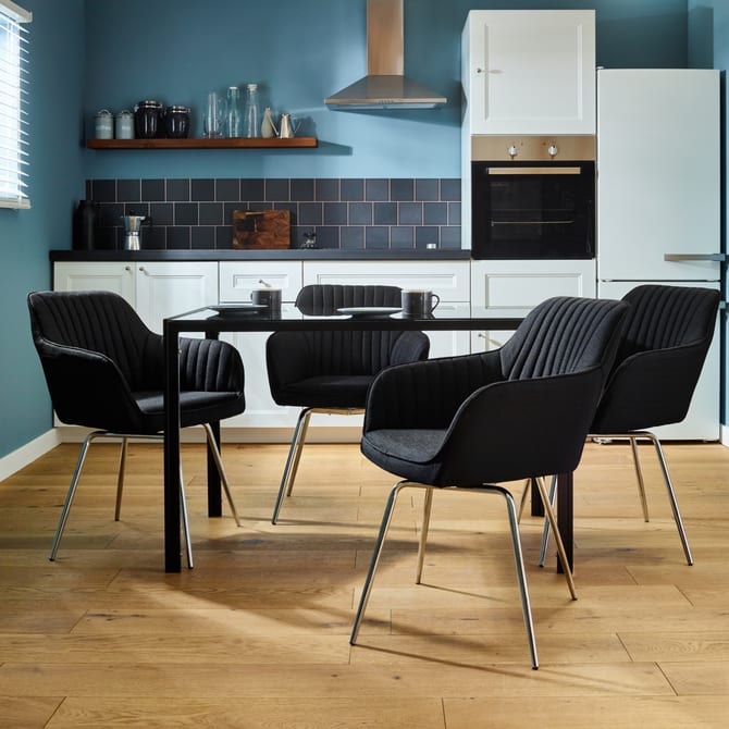 Darcy Black Dining Lifestyle 01