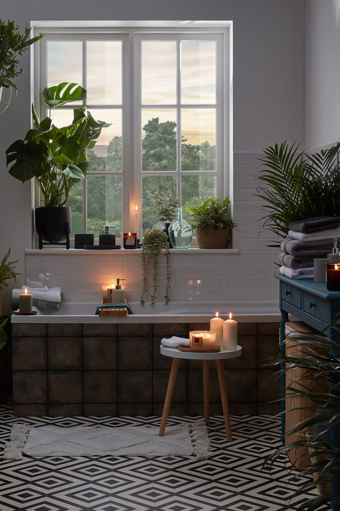 EDEN LIFE BATHROOM CAMEO 6