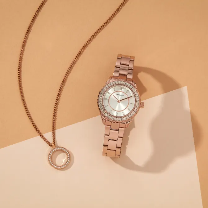 MARGOT ROSE GOLD WITH PENDANT GIFT SET Creative Flat close up sml square web