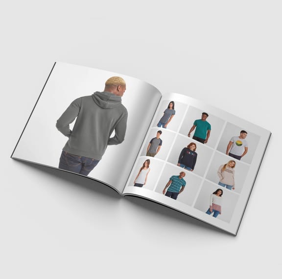Mockup Template Model 2