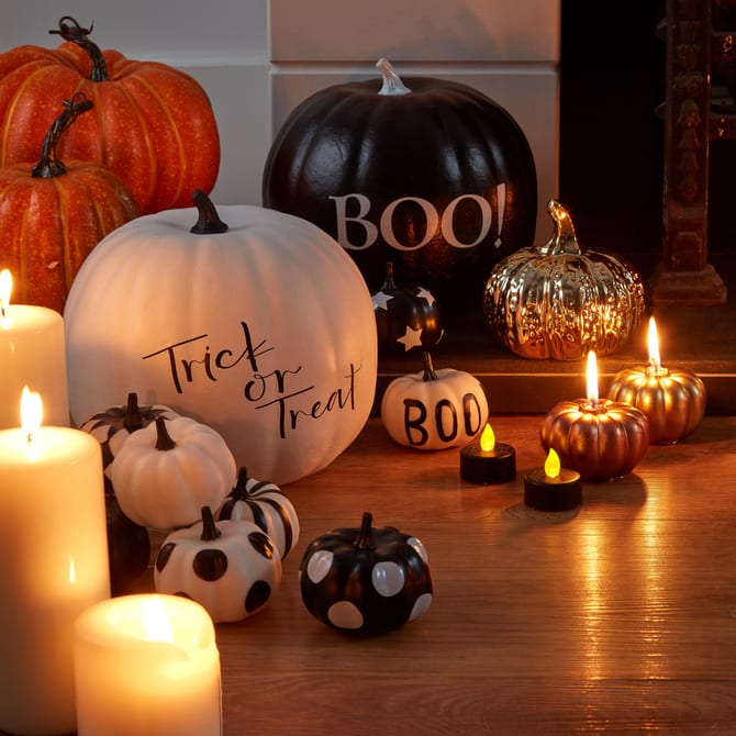 Spooky Fireplace Cameo02 cropped2