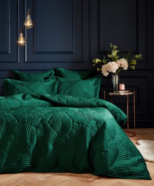 Palmeria Emerald Main