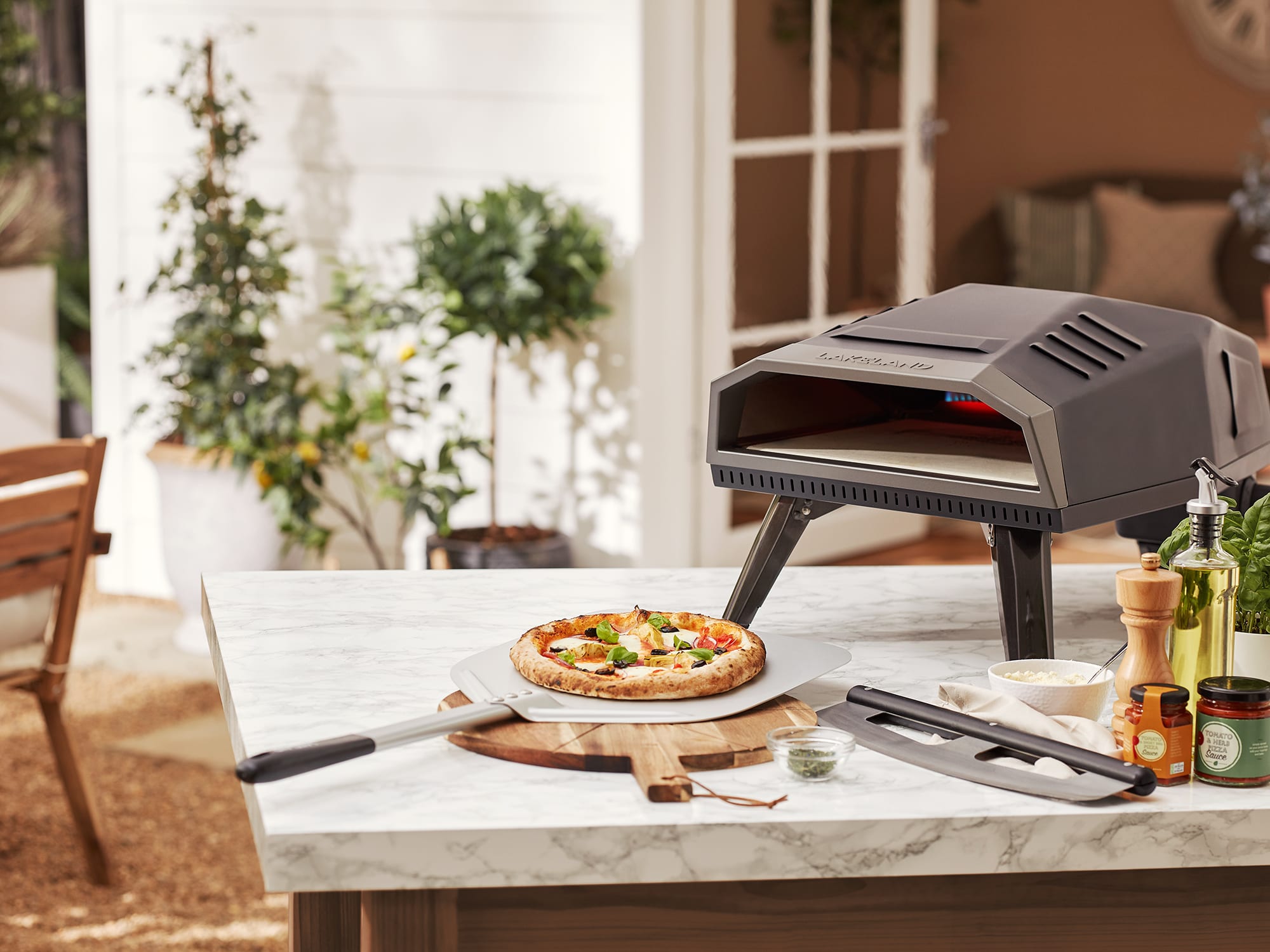 Pizza Peel campaign landscape